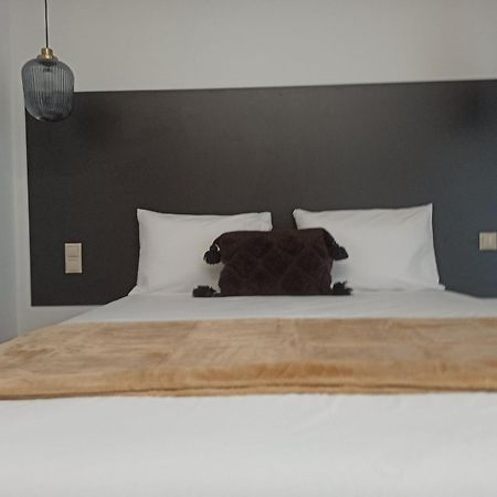 Down Town Luxurious Apartments 6 อเล็กซานโดรโพลิส ภายนอก รูปภาพ